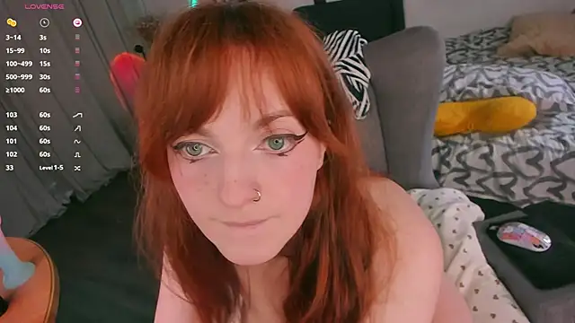 Alice_CutePerv Chat XXX in diretta