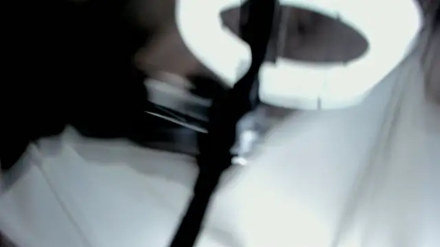 Show modela Robin_Rief na web-kameri