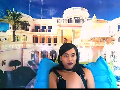 IndianSkies Adlı Modelin Canlı XXX Sohbeti