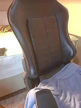 Czat XXX na żywo – Paulette-squirt