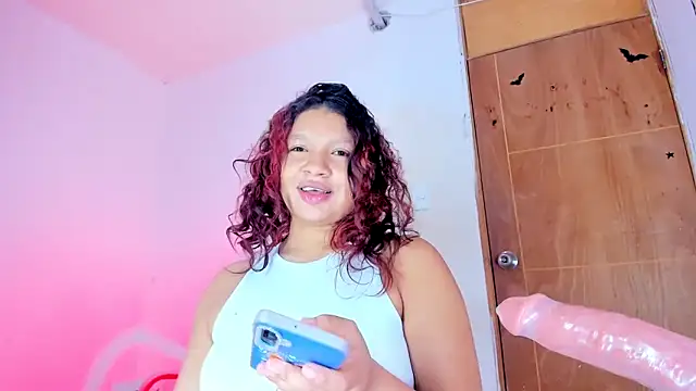 Živý XXX chat Emily_Coper18