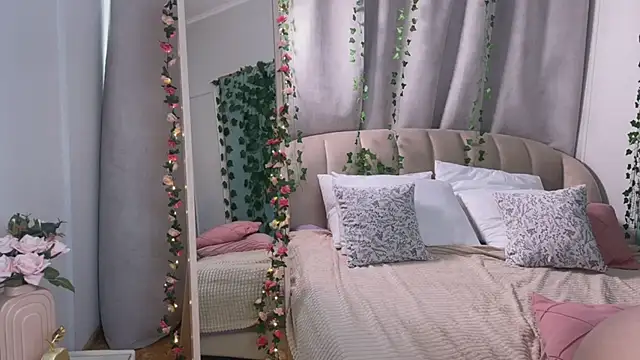 Chatroom XXX en direct de Love_is_Lola