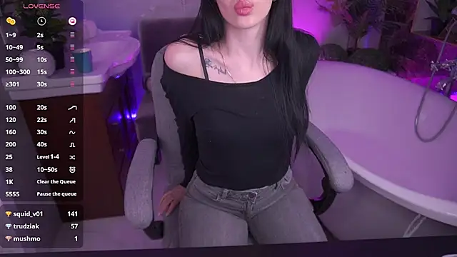 Chat +18 de EviLune ao vivo