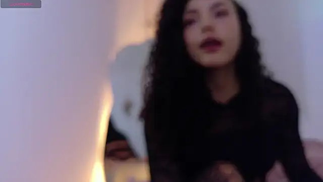 Chat XXX en directo de Lia_Tinez