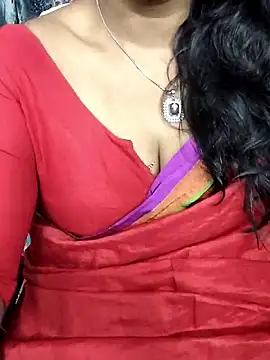 Show modela Hotty_Kavita na web-kameri