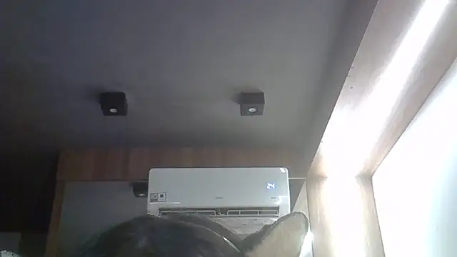 Chat +18 de SkinnyKitten ao vivo