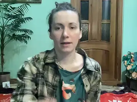 Show modela AngelTough20 na web-kameri