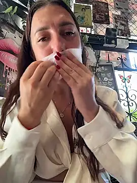 AleksandraRich Adlı Modelin Canlı XXX Sohbeti