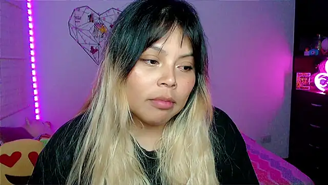 EllieMoonX Chat XXX in diretta