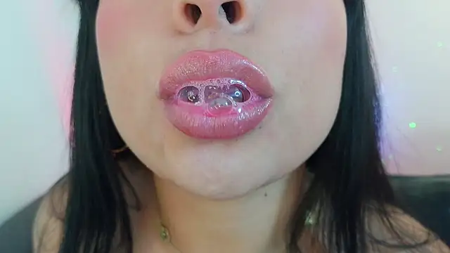 mia_roux1 Live XXX-chat