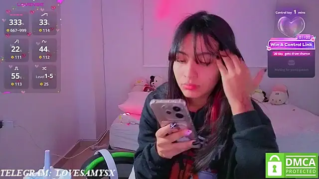 Chat XXX en directo de Lovelyamyy