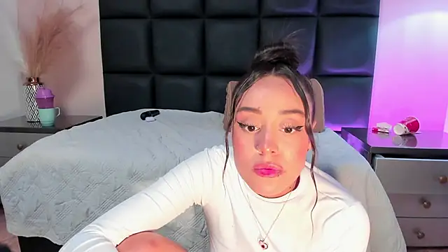 NoraDasilva Live XXX-chat