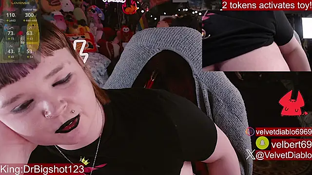 VelvetDiablo's Live XXX Chat