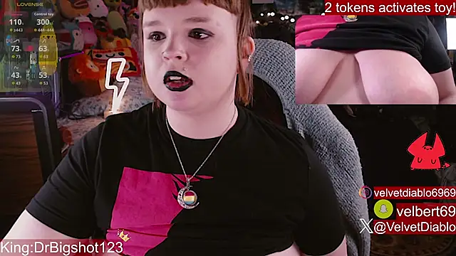VelvetDiablo's Live XXX Chat