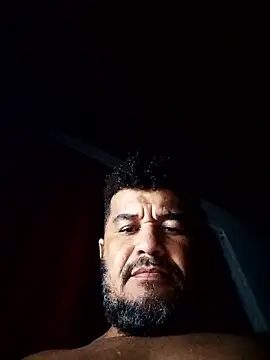 tarra122 即時 XXX 聊天