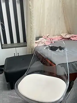 littlesluttycat's Live XXX Chat