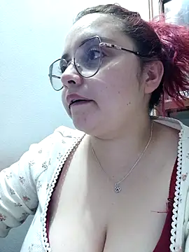 CURVY-HORNY Chat XXX live