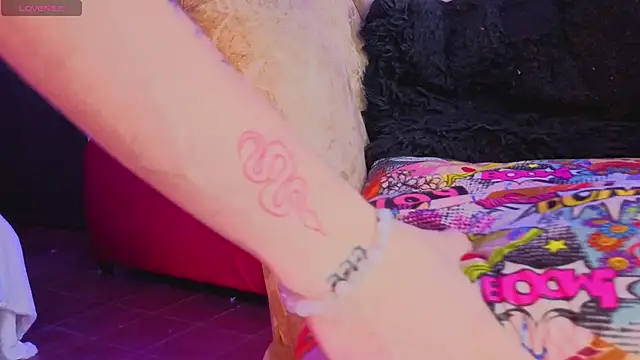 nova_salvatore's Webcam Show