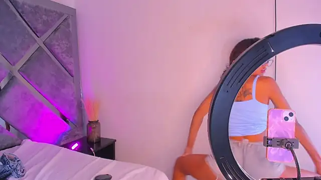 luciagray1のウェブカメラショー