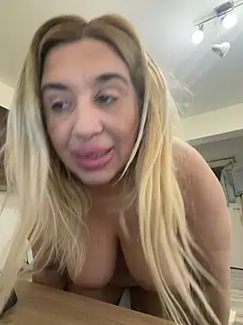 TheeaBlanco 现场XXX聊天