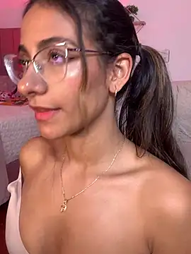 Živý XXX chat elegant__rouse