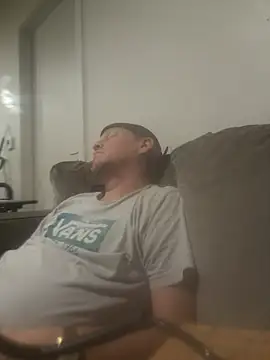 yourMasterisBored's Webcam Show