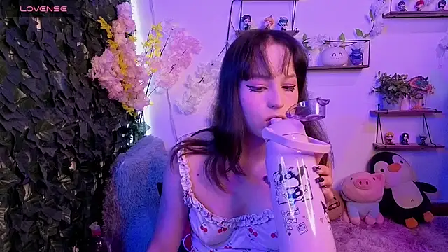 Živý XXX chat Eymmy_24