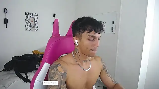 Leonard_Price Live XXX-chat