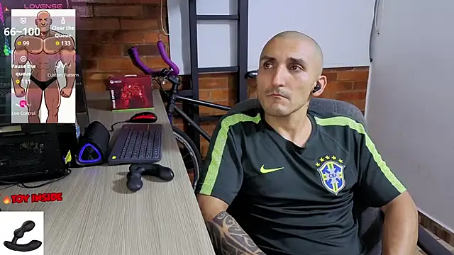 Marck_Muscle 即時 XXX 聊天