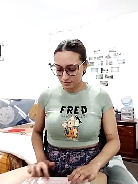 Chat XXX en directo de bellastorme04