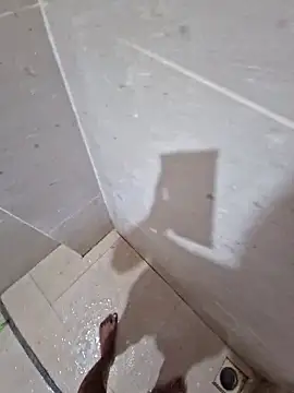 vivanpraj999のウェブカメラショー