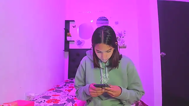 sapphire_brown20 Live XXX-chat