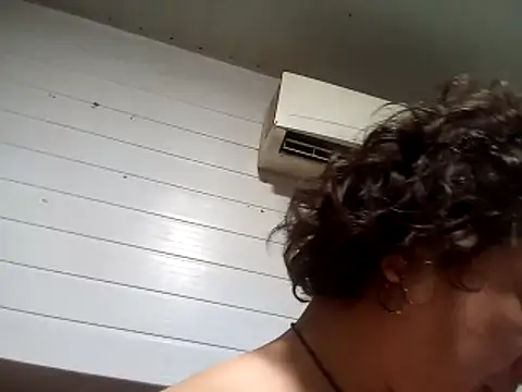 Hotcasados69's Live XXX Chat