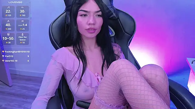 AriaLakshmi's Live XXX Chat