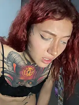 Show de webcam de Selena_Rouge1