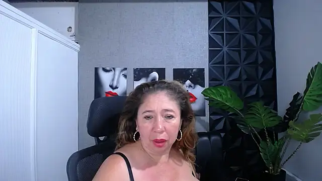 Valentinaa_mature Live XXX Chat