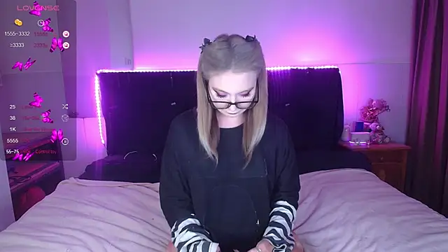 แชท XXX สดของ ammyska