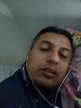 Show modela darcastro04 na web-kameri