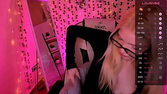 دردشة AnyaTaylor_ الجنسية المباشرة