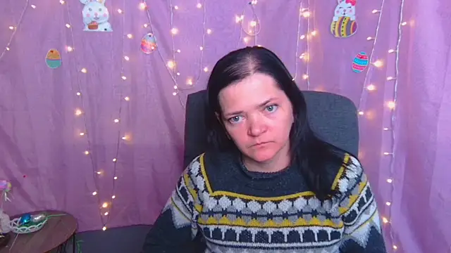 دردشة LauraFinn الجنسية المباشرة