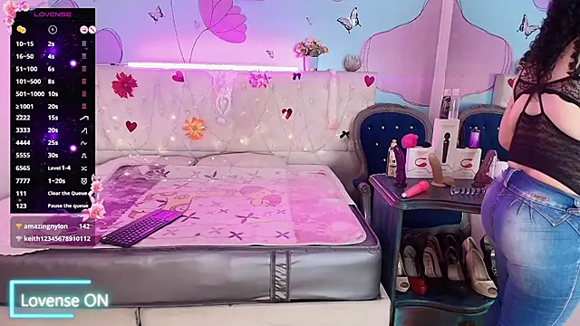 Zaly_mature's Live XXX Chat