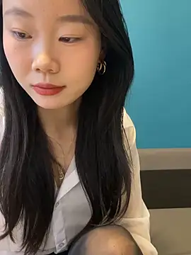 ZHJKS9988 Chat XXX in diretta