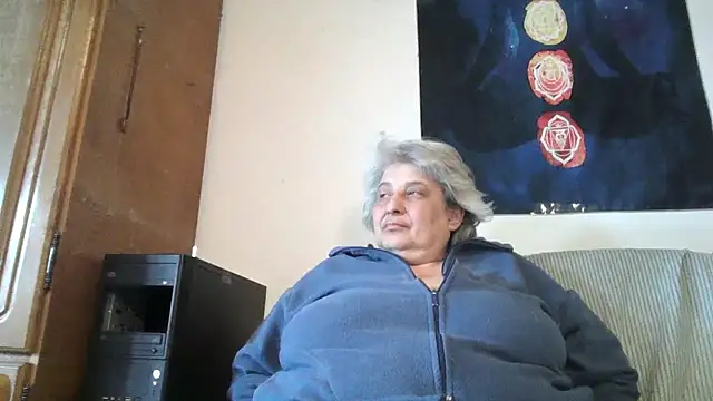 ExquisiteMature live XXX chat