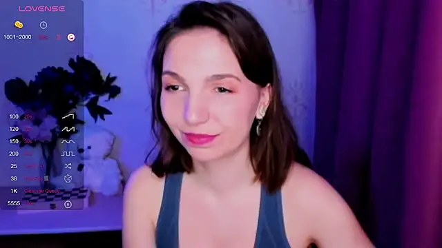 KindHazelHere_のライブXXXチャット