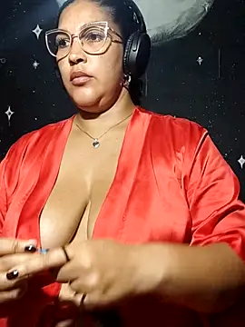 Ivy_horse_ Adlı Modelin Canlı XXX Sohbeti