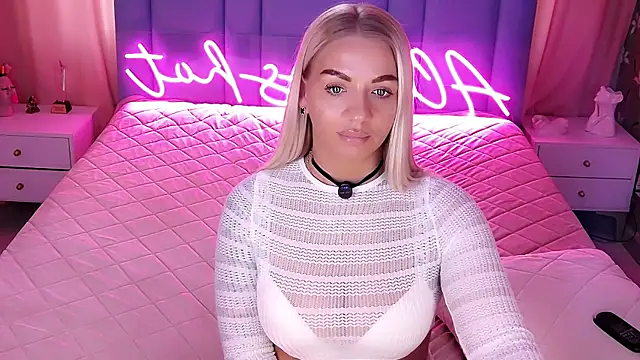 AllwaysHotJのライブXXXチャット