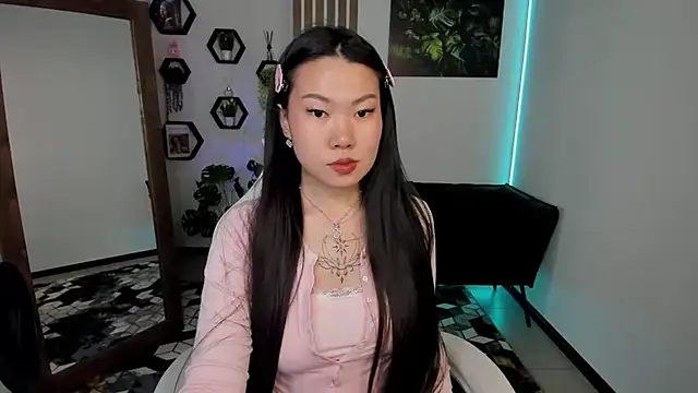 LunaPurrrのライブXXXチャット