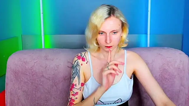 LikiLipsのライブXXXチャット