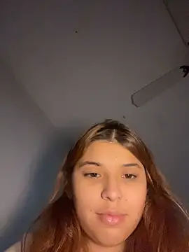 baddieasiantvのライブXXXチャット