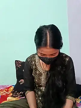 18_year_old_girl Adlı Modelin Canlı XXX Sohbeti